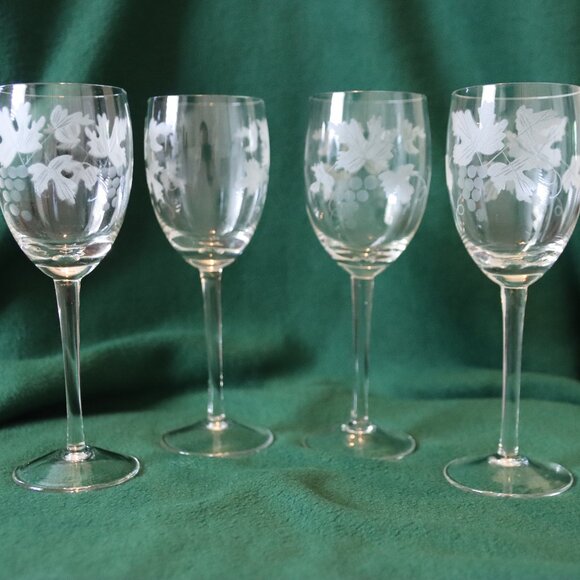 Set of 4 Clear Etched Glass Tall Thin Stem Wine Glasses with Grapes and Vines - Picture 1 of 15